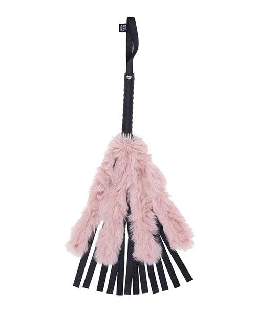 Sportsheets International Couples Sex Mischief Brat Faux Fur Flogger