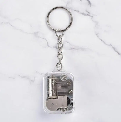 Creative Music Keychain Megaphone Music Box Music Box Mini Color Mechanical Metal Clockwork Music Box with Screws Keychain